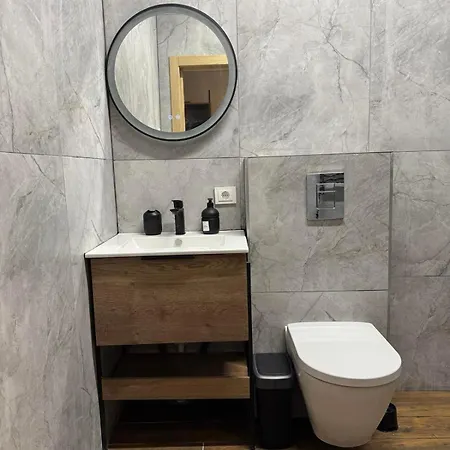 Lägenhet Zveryno Appartments